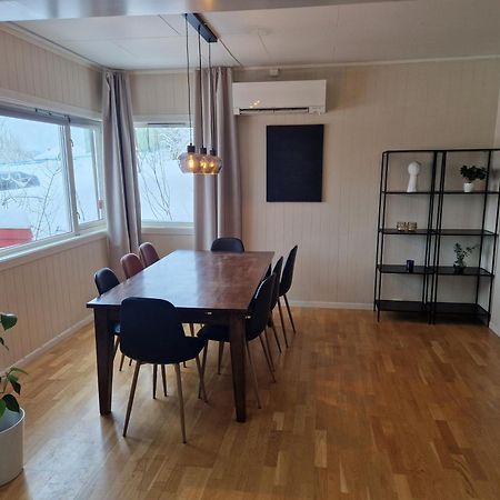 Semi-Detached House Downtown Apartment Tromso Ngoại thất bức ảnh