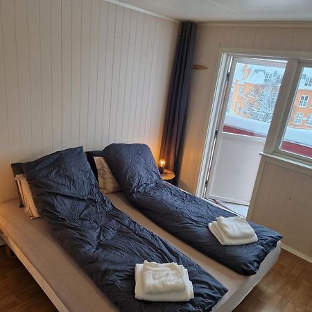 Semi-Detached House Downtown Apartment Tromso Ngoại thất bức ảnh