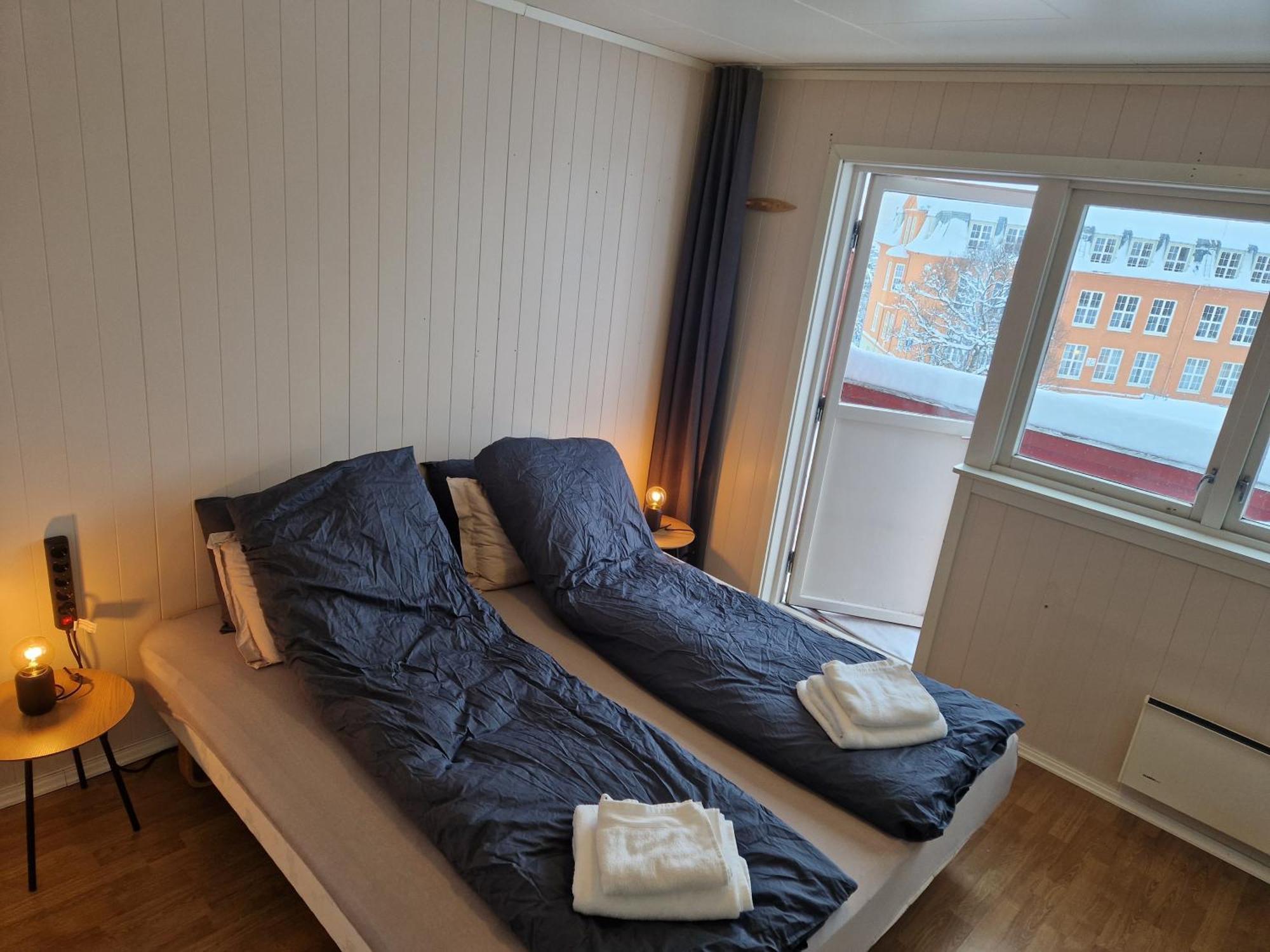 Semi-Detached House Downtown Apartment Tromso Ngoại thất bức ảnh