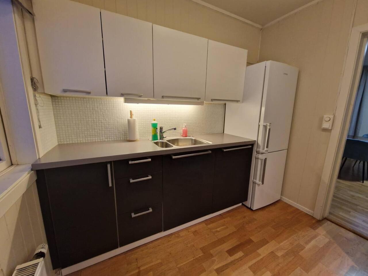 Semi-Detached House Downtown Apartment Tromso Ngoại thất bức ảnh